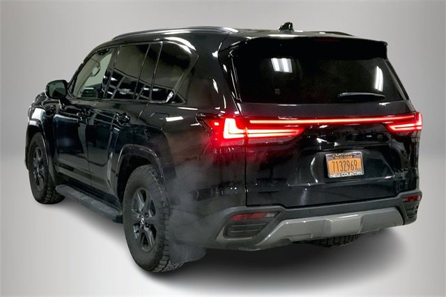 Used 2025 Lexus LX 700h Overtrail image 9