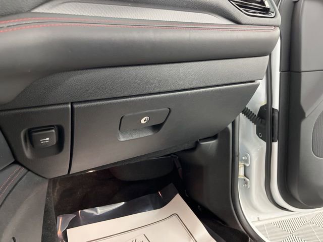 Used 2024 Dodge Durango GT image 40