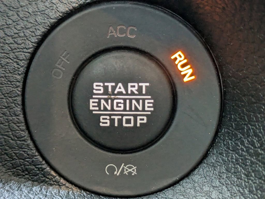 Used 2024 Jeep Wrangler Unlimited Sport image 27