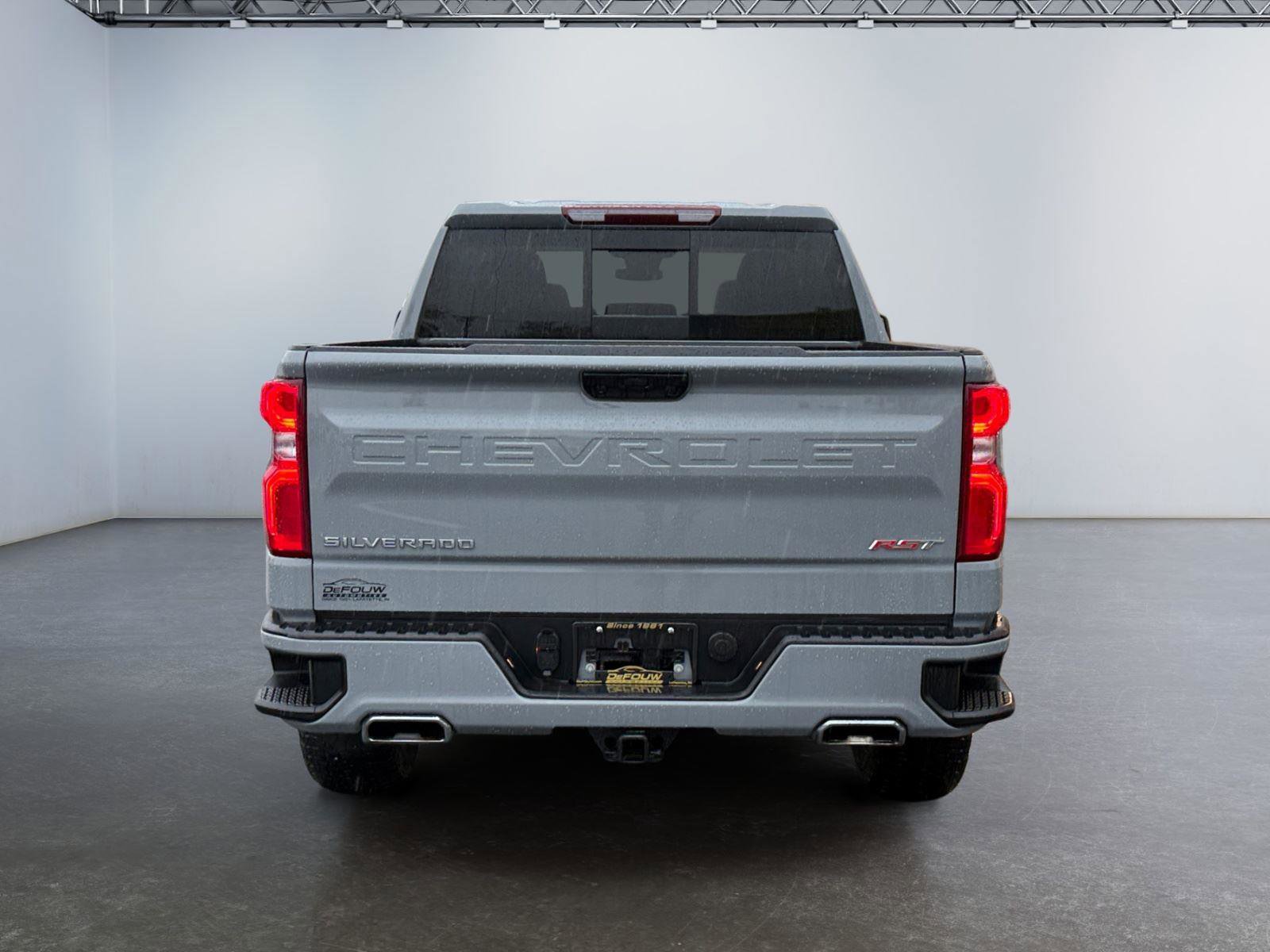 Used 2024 Chevrolet Silverado 1500 RST w/ Convenience Package II AWD/4WD image 4