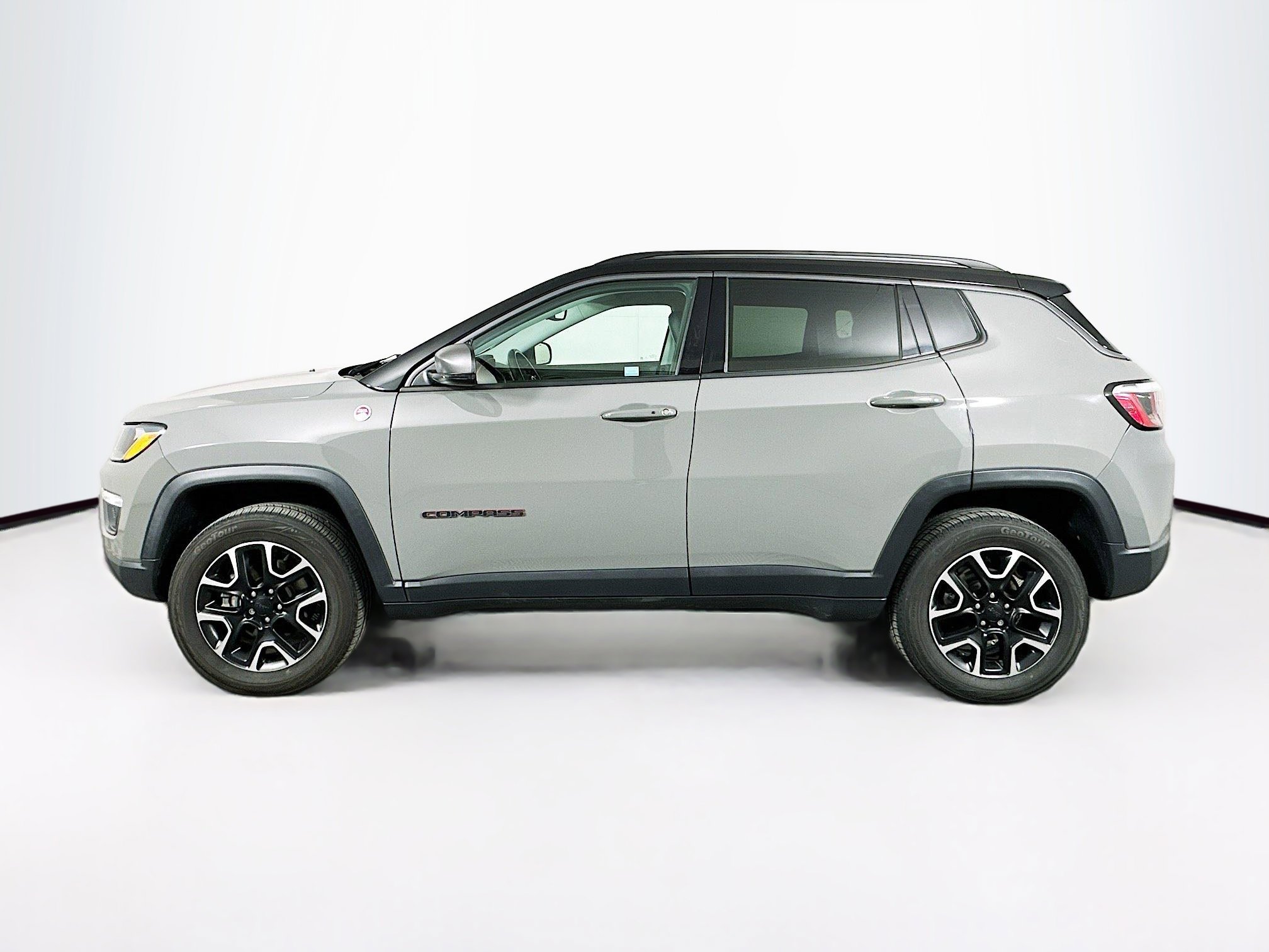 Used 2020 Jeep Compass Trailhawk w/ Cold Weather Group image 4