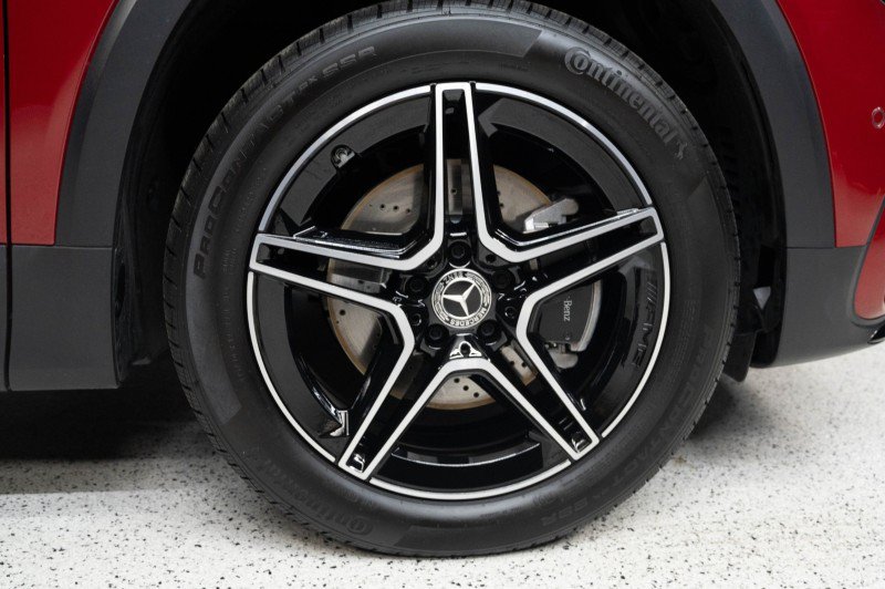 Certified 2026 Mercedes-Benz GLB 250 4MATIC image 10