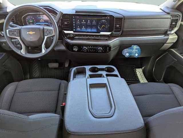 Used 2024 Chevrolet Silverado 1500 LT AWD/4WD image 16