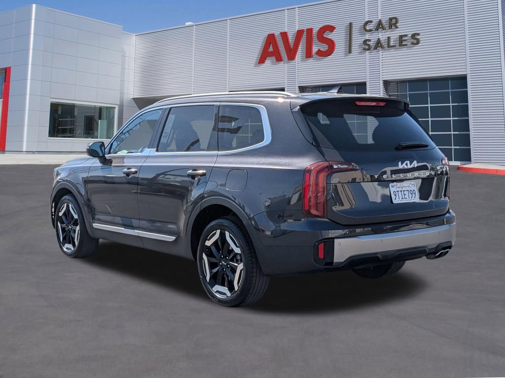 Used 2025 Kia Telluride S image 9