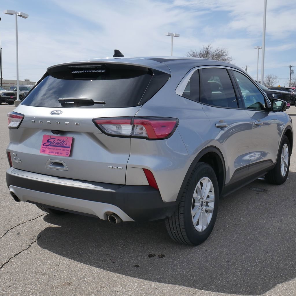 Used 2021 Ford Escape SE w/ Cold Weather Package AWD/4WD image 11