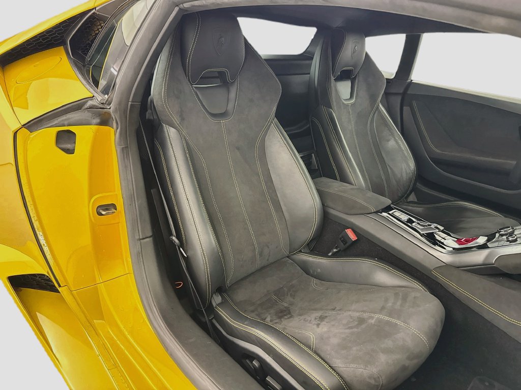 Used 2017 Lamborghini Huracan LP 580-2 RWD image 27