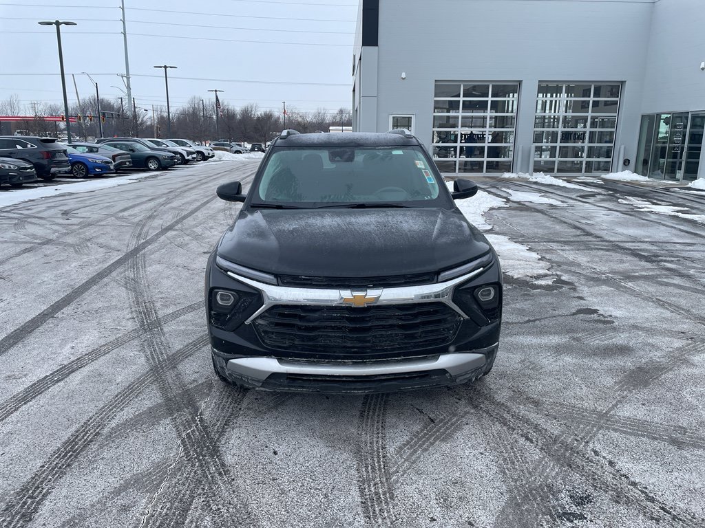 Used 2024 Chevrolet TrailBlazer LT AWD/4WD image 8