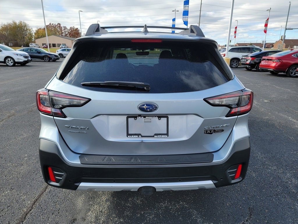 Used 2020 Subaru Outback Limited image 19