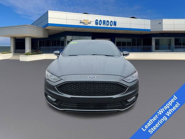 Used 2017 Ford Fusion SE image 9