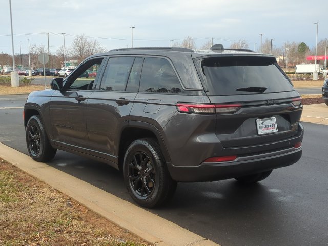 New 2026 Jeep Grand Cherokee Altitude RWD image 11