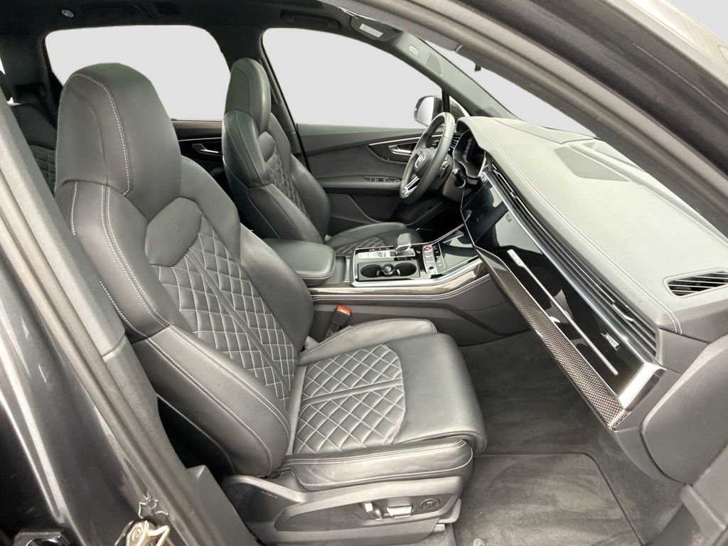 Used 2023 Audi SQ7 Prestige w/ Prestige Package image 19