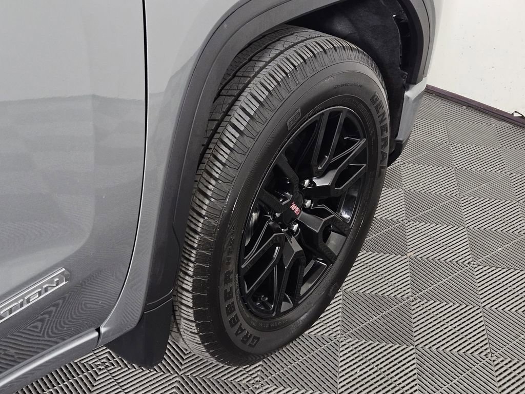 Used 2025 GMC Sierra 1500 Elevation image 7