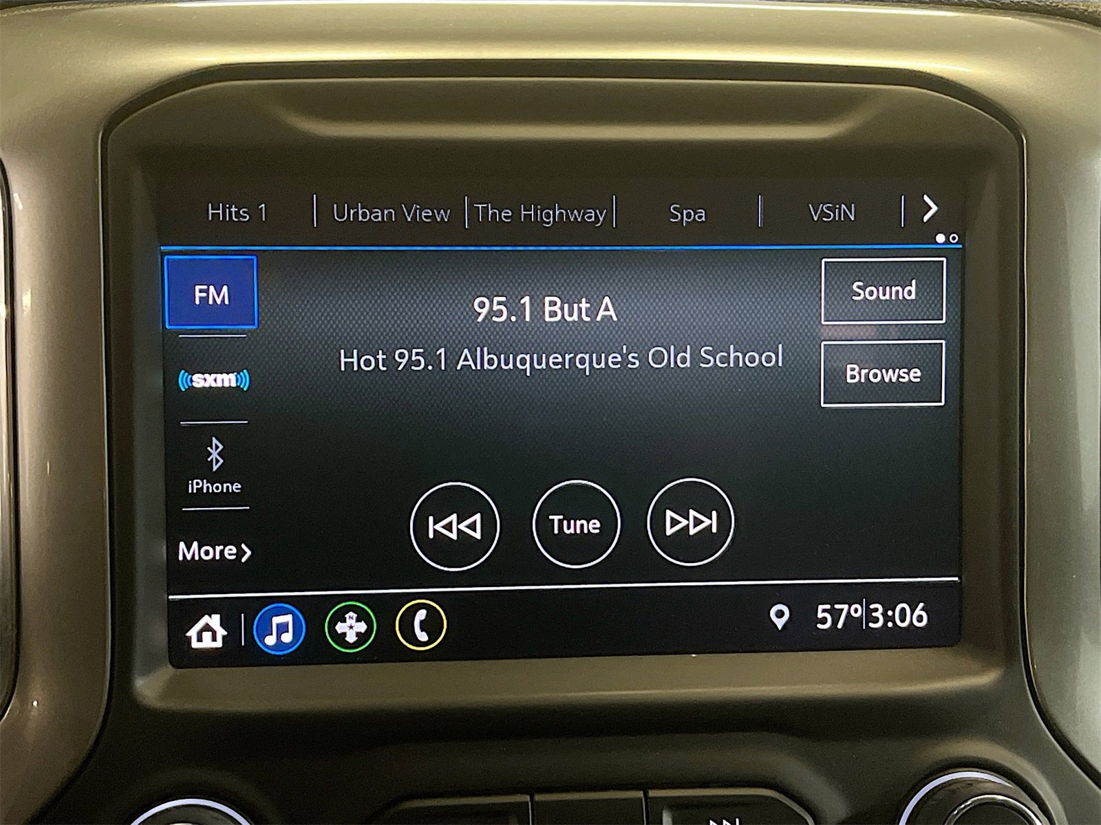 Used 2022 Chevrolet Silverado 1500 RST image 14