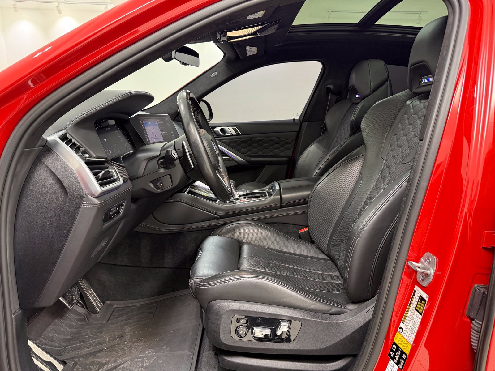 Used 2021 BMW X6 M w/ Competition Package AWD/4WD image 14