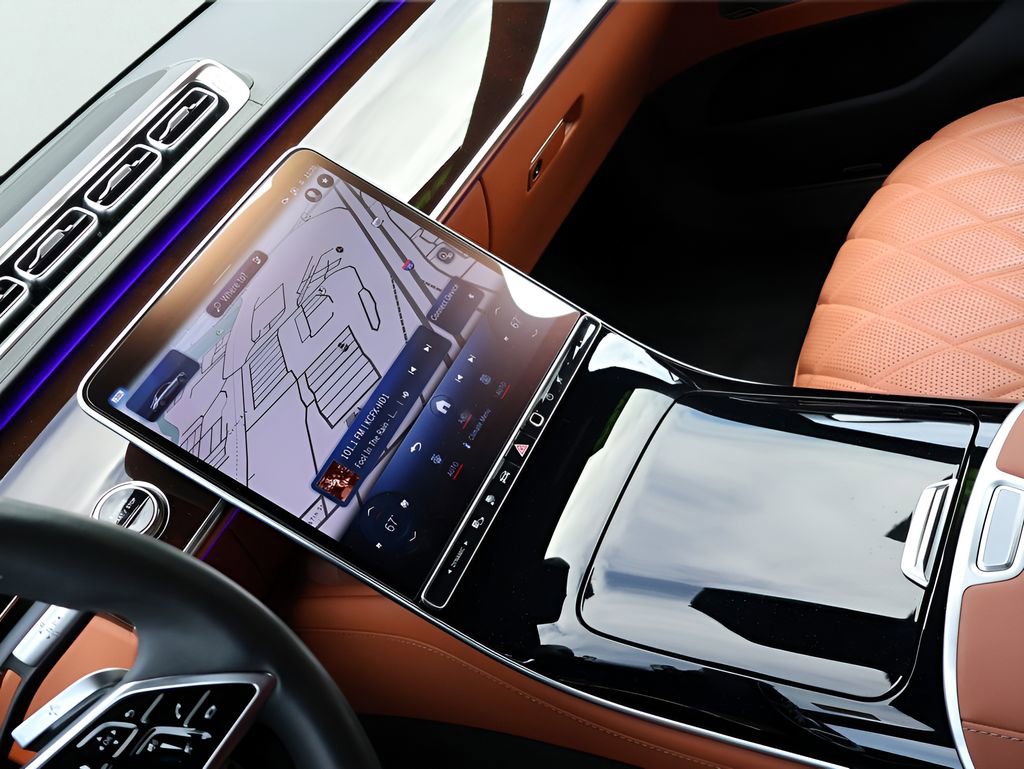 Certified 2025 Mercedes-Benz S 580e 4MATIC Sedan image 19