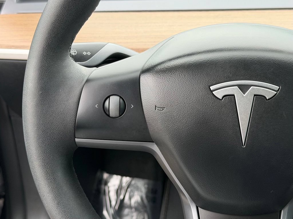 Used 2021 Tesla Model 3 Standard Range Plus RWD image 38