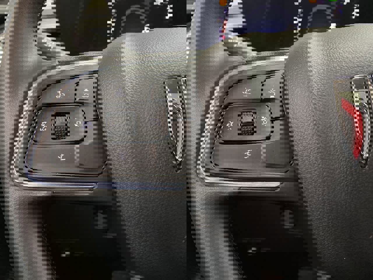 Used 2024 Buick Encore GX Sport Touring w/ Experience Buick Package image 21