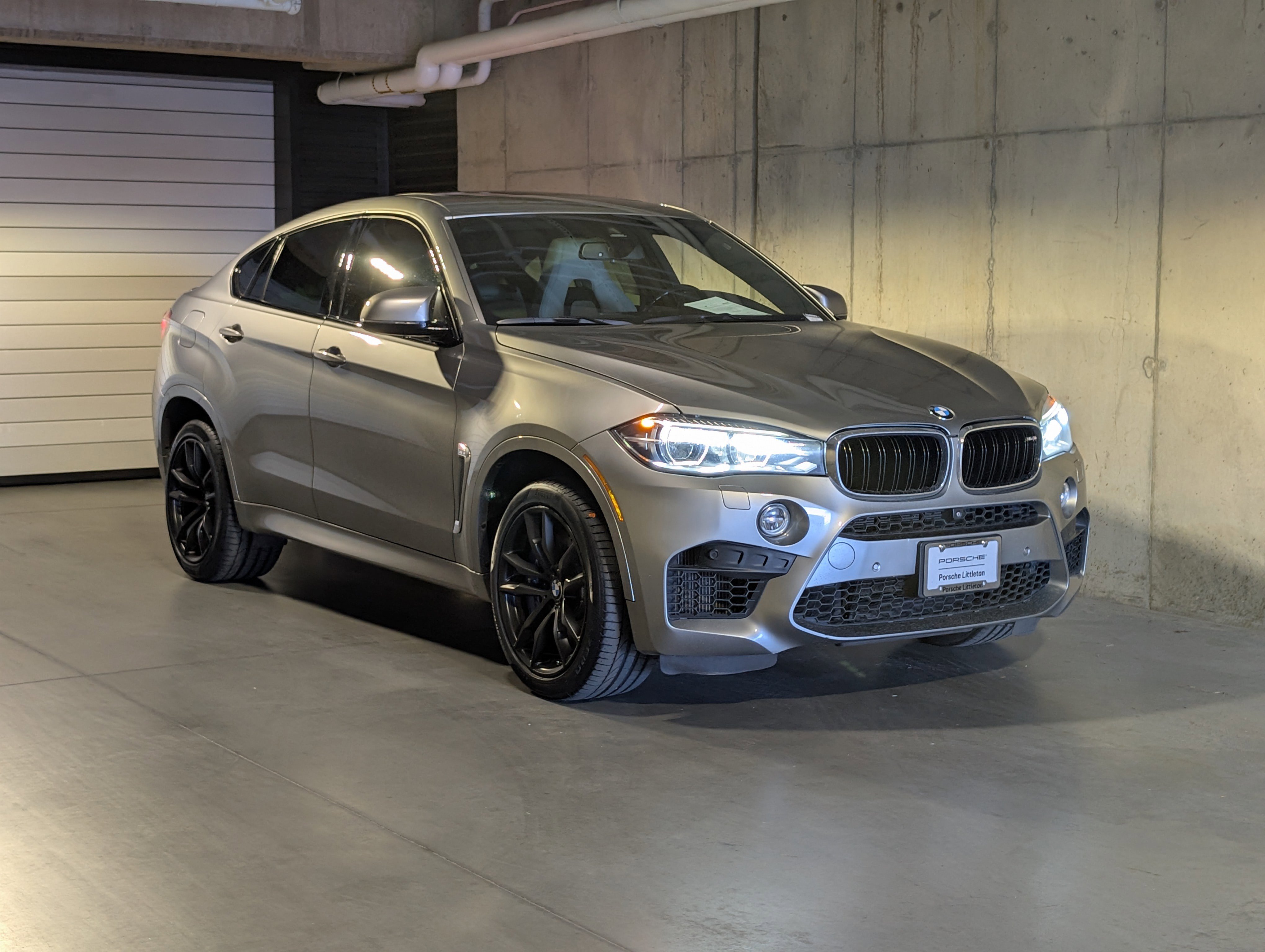 Used 2015 BMW X6 M image 11
