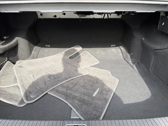 Used 2014 Mercedes-Benz E 350 Sedan image 26