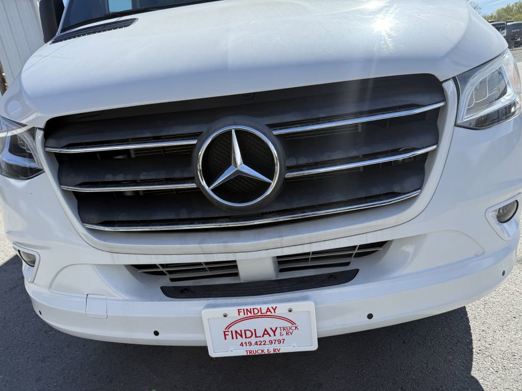 Used 2022 Mercedes-Benz Sprinter 3500 image 13