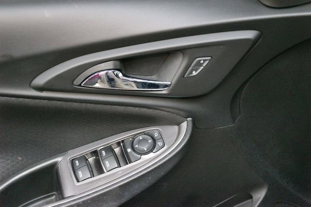 Used 2022 Chevrolet Malibu LT FWD image 16