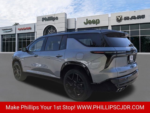 Used 2025 Chevrolet Traverse RS FWD image 5
