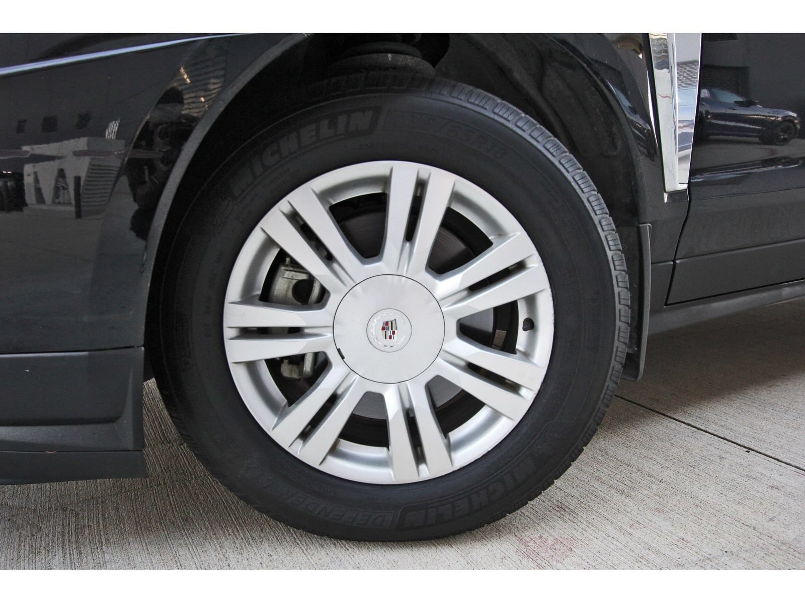 Used 2015 Cadillac SRX Luxury FWD image 32