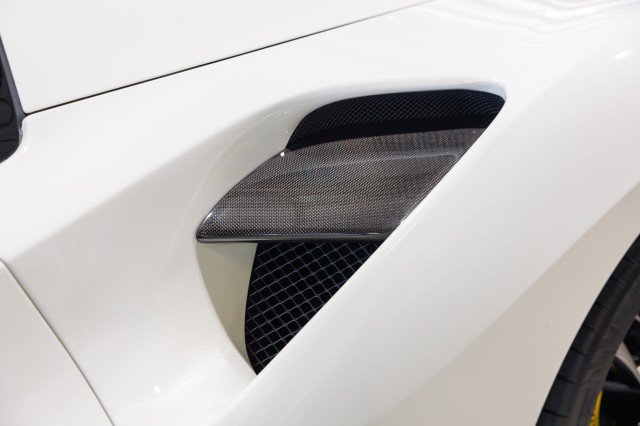 Used 2018 Ferrari 488 Spider image 15