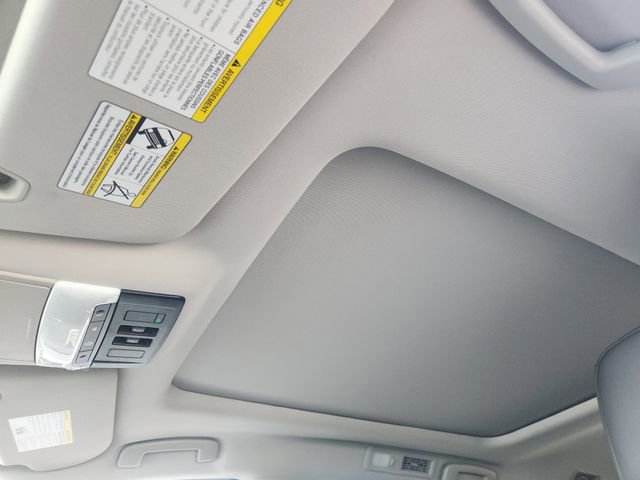 Used 2026 Nissan Pathfinder SL w/ SL Premium Package FWD image 19