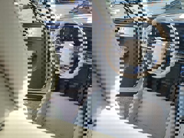 Used 2025 Hyundai Santa Fe SEL image 13