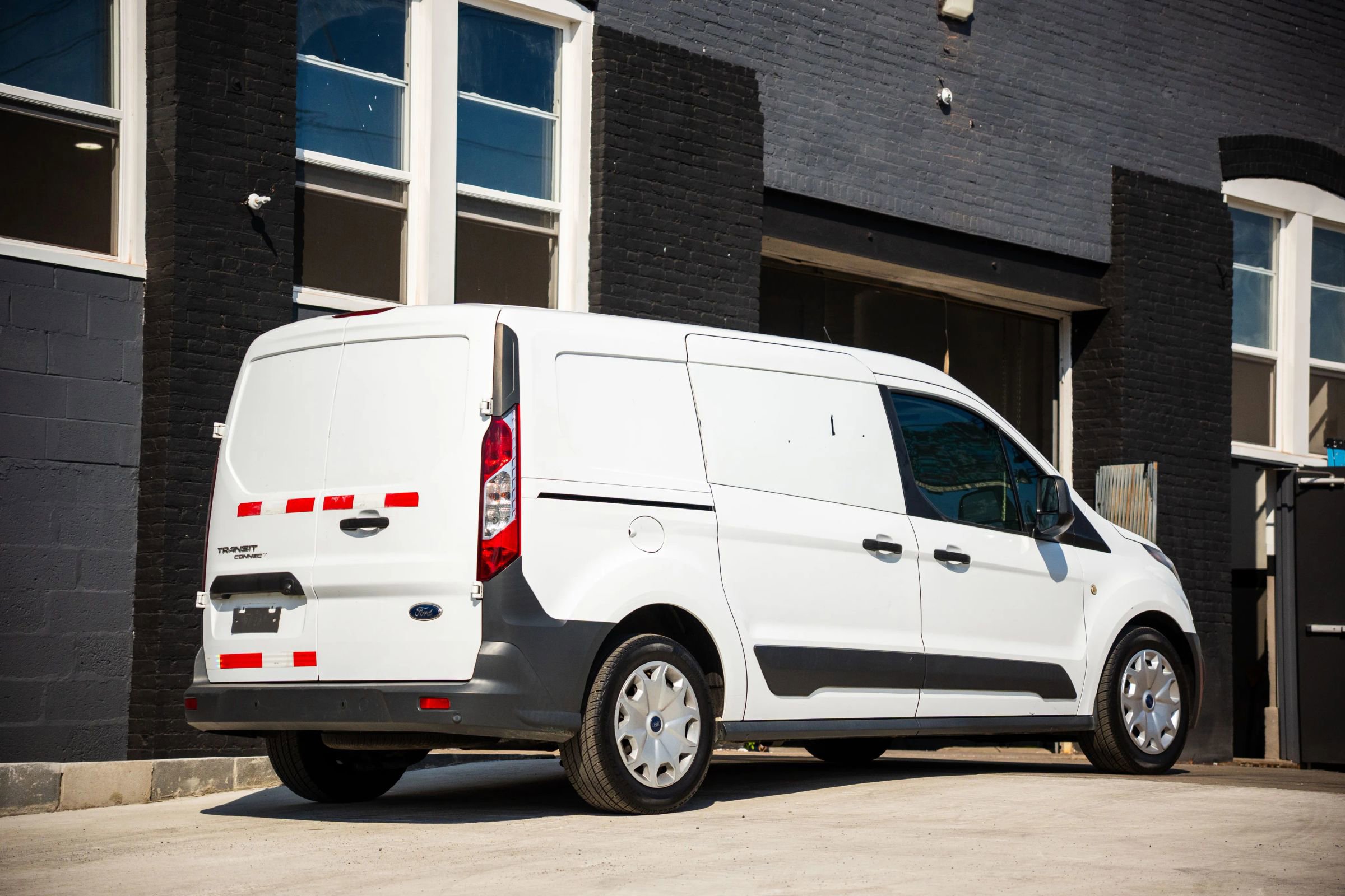 Used 2018 Ford Transit Connect XL image 5