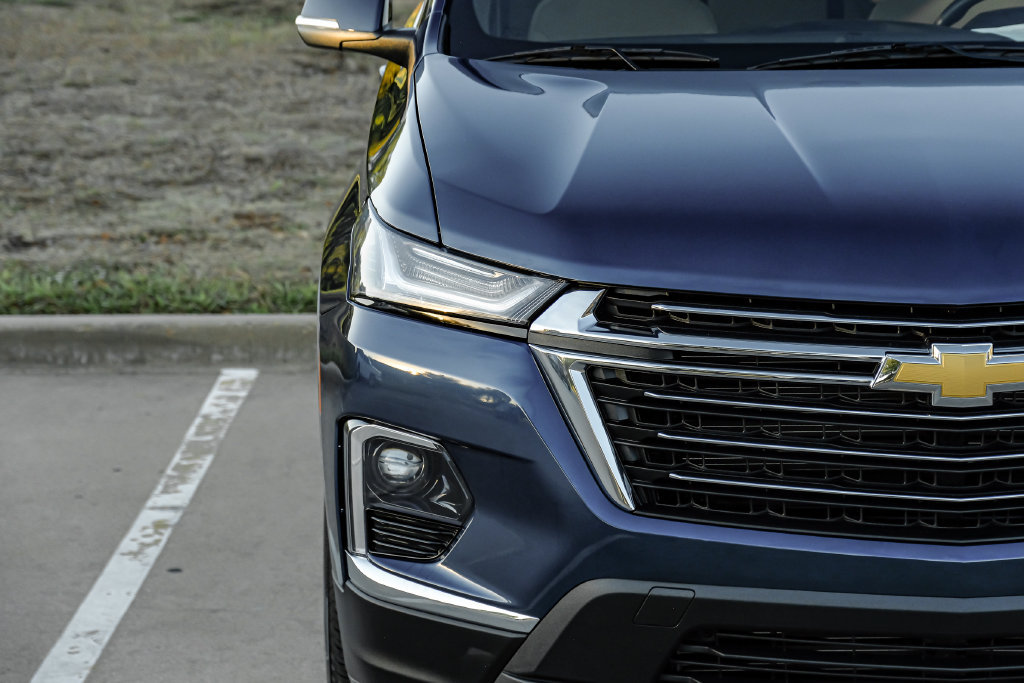 Used 2023 Chevrolet Traverse LS w/ Safety Package FWD image 50
