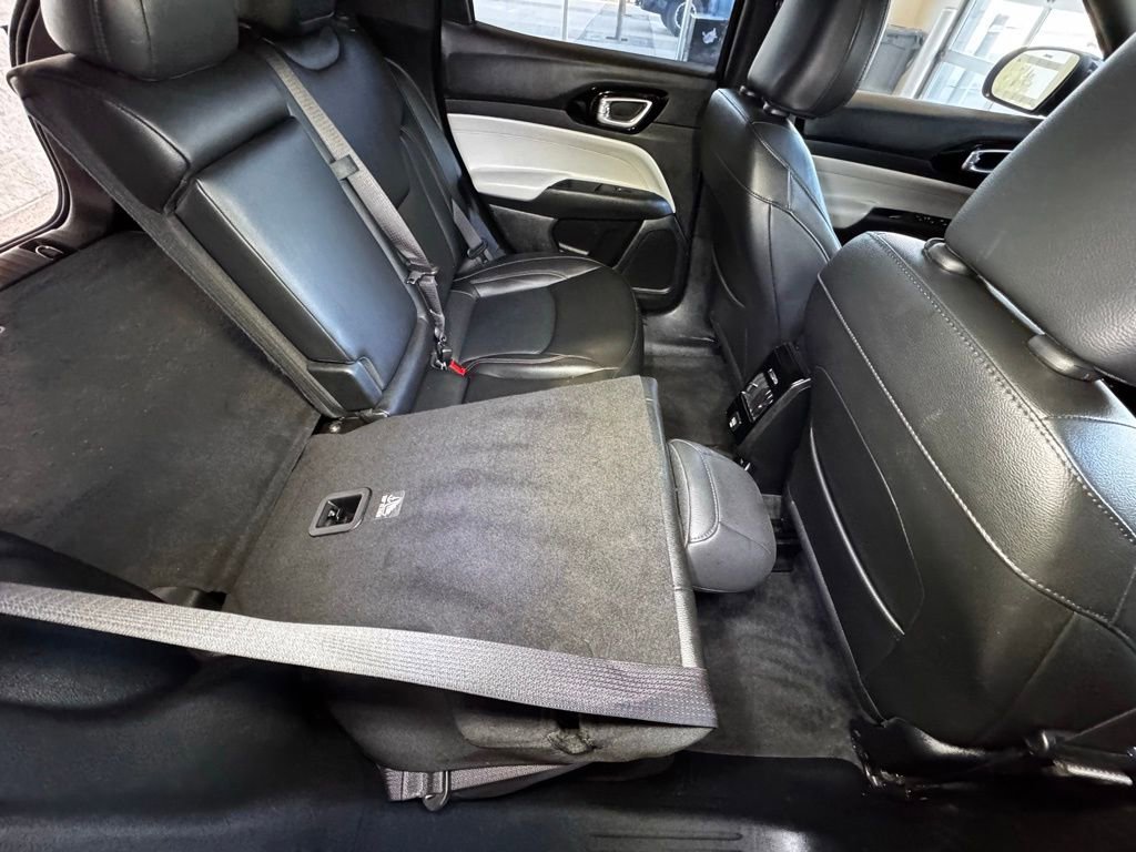 Used 2023 Jeep Compass Limited image 56