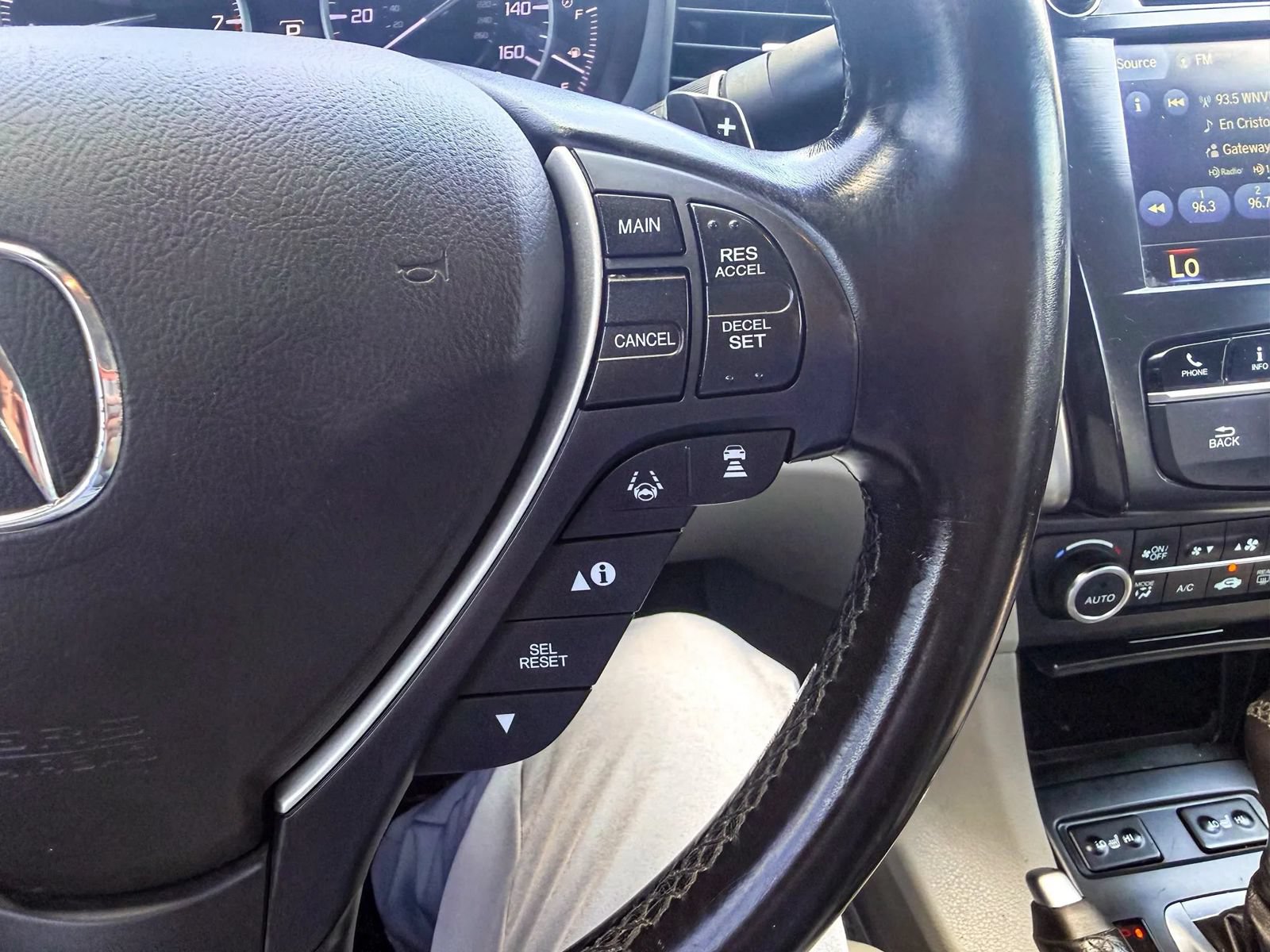Used 2020 Acura ILX FWD image 30