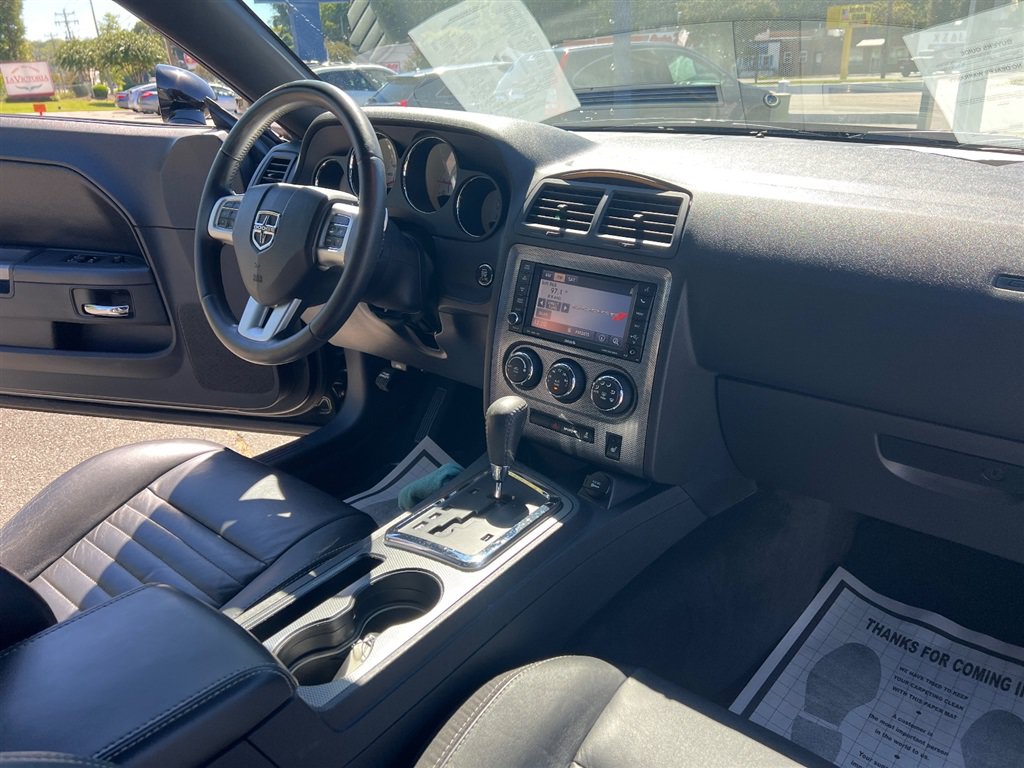 Used 2014 Dodge Challenger R/T Plus RWD image 18