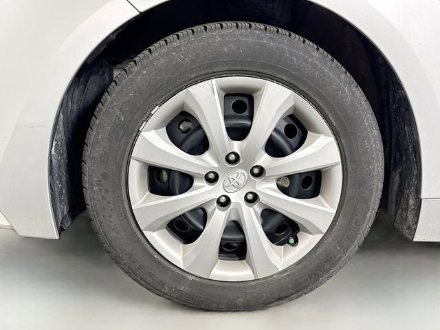 Used 2024 Toyota Corolla LE image 29