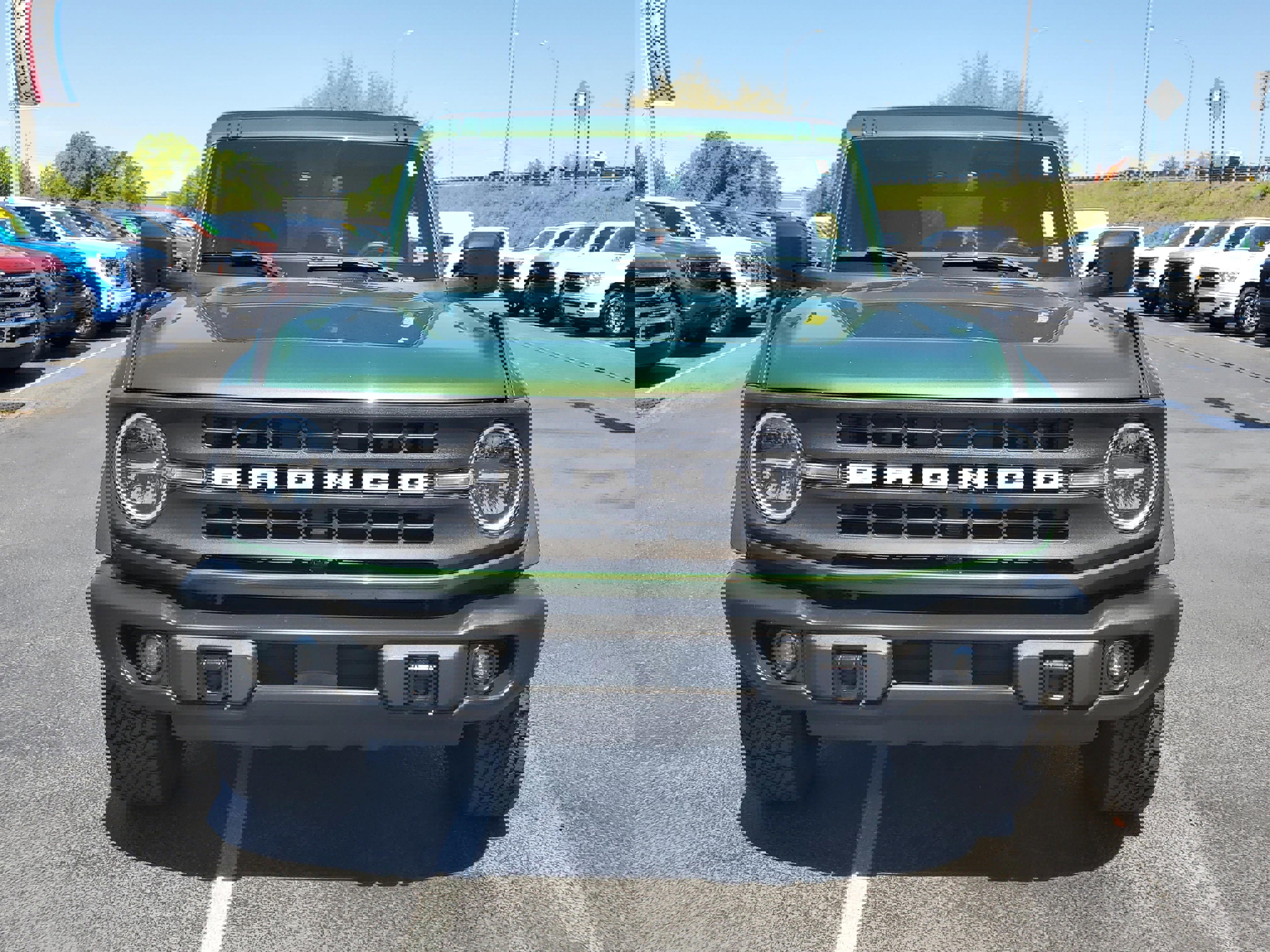 Certified 2023 Ford Bronco Black Diamond image 2