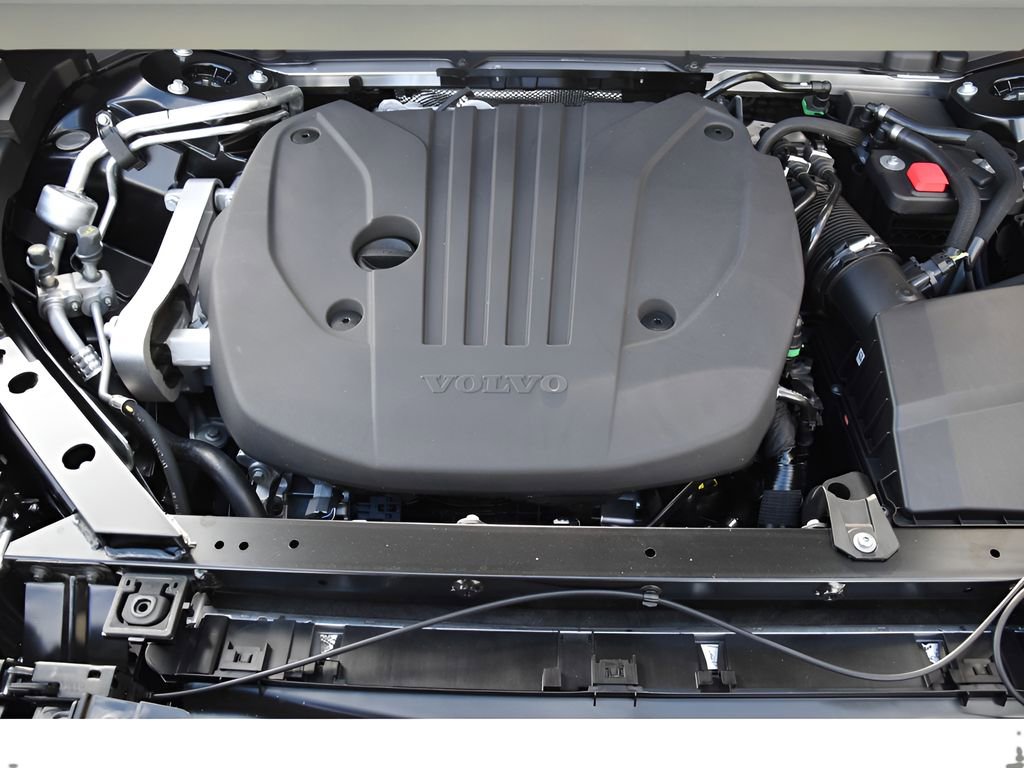 New 2026 Volvo XC60 B5 Ultra w/ Protection Package Premier image 24