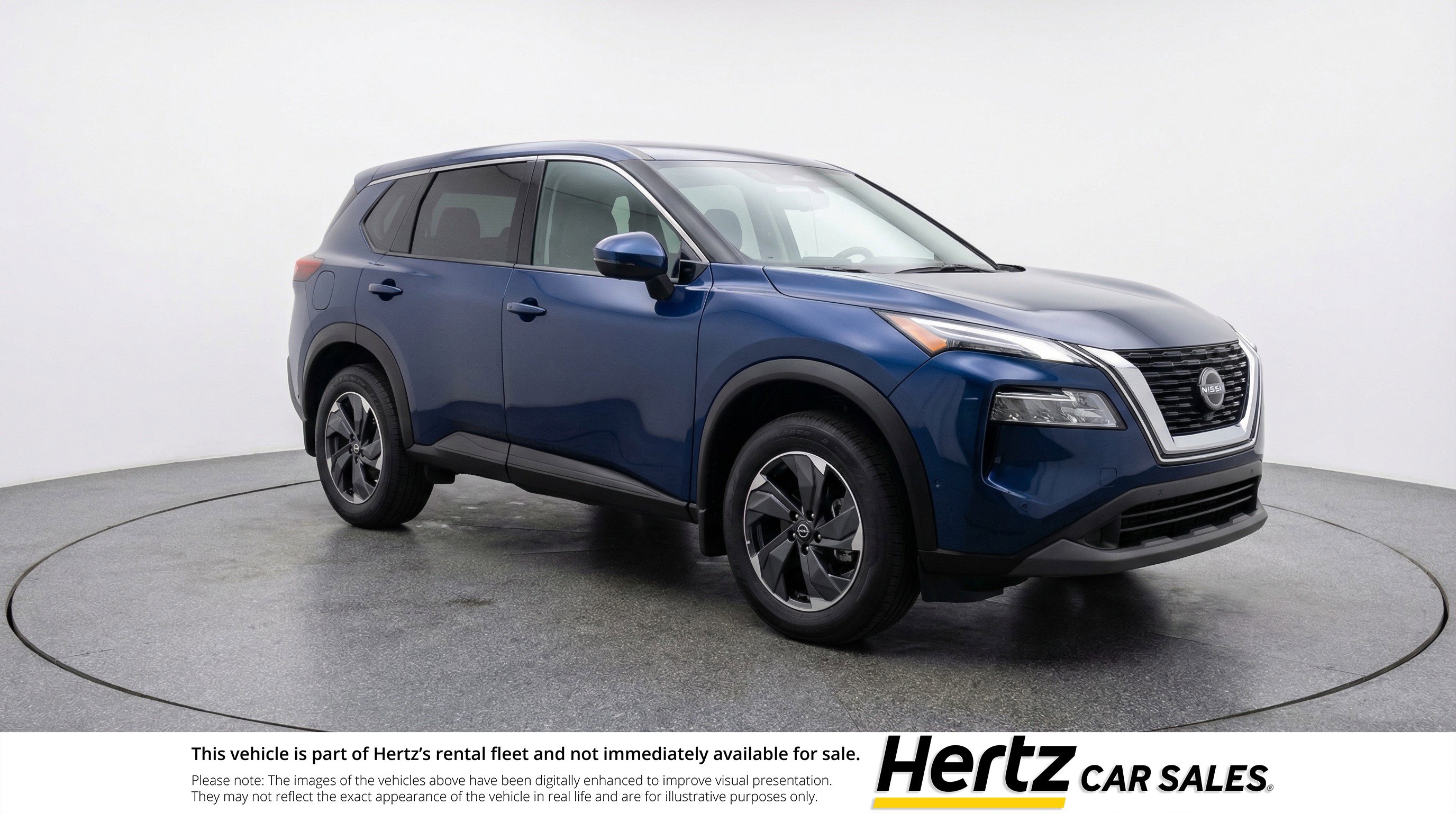 Used 2025 Nissan Rogue SV image 1