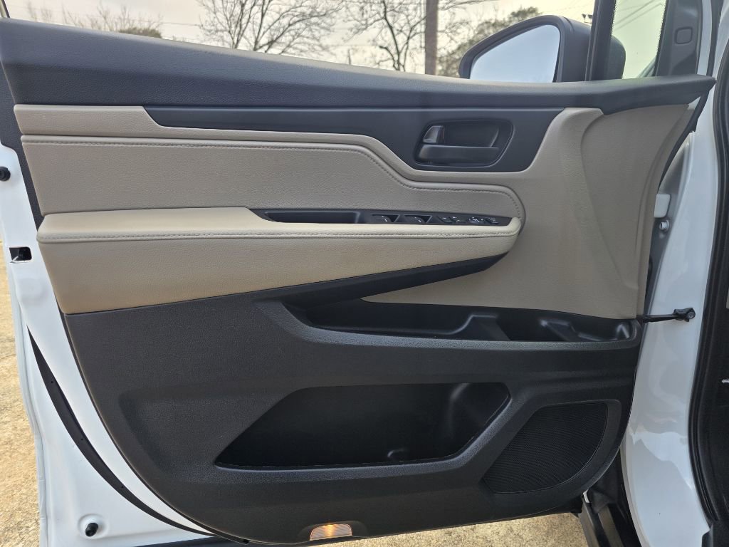 Used 2022 Honda Odyssey EX image 22