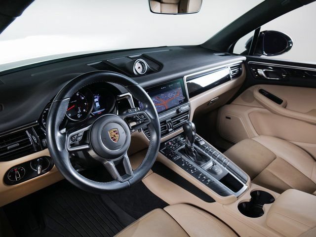 Certified 2021 Porsche Macan AWD/4WD image 19