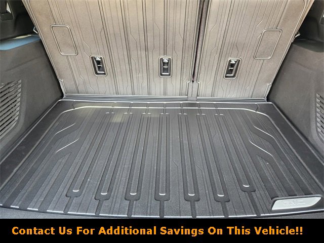 New 2026 GMC Yukon XL Denali w/ Sun & Power Step Package image 24