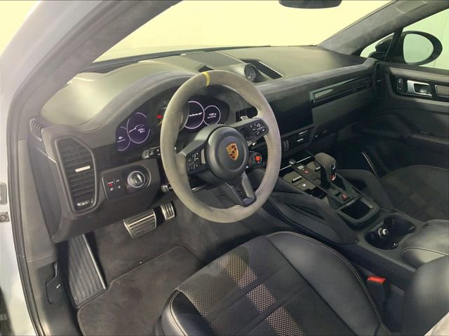 Certified 2022 Porsche Cayenne Turbo GT AWD/4WD image 4