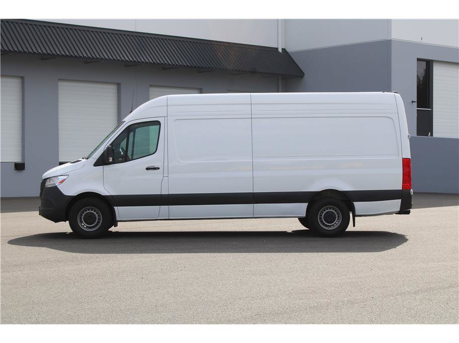Used 2024 Mercedes-Benz Sprinter 2500 w/ Parking Package image 2