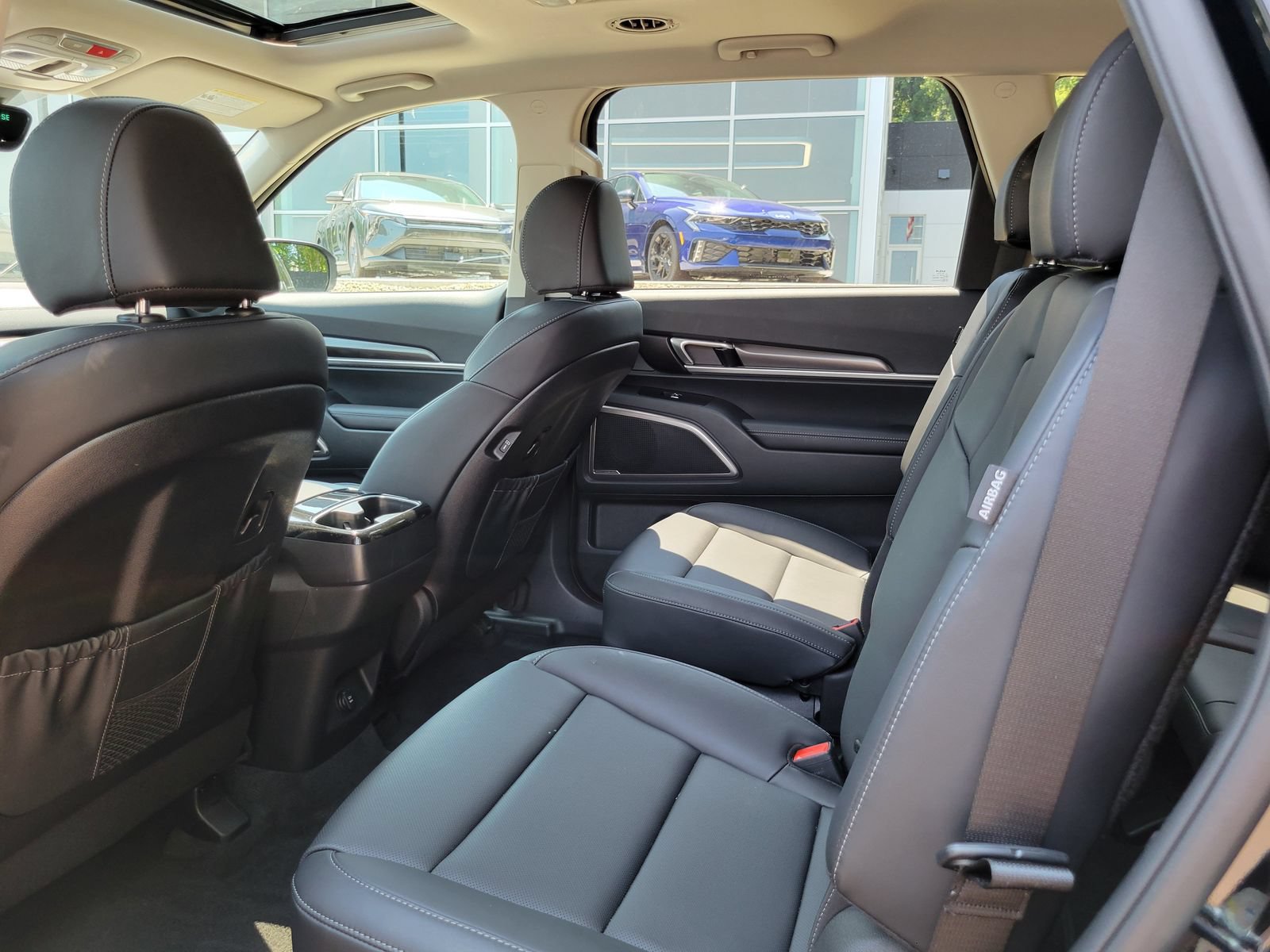 Certified 2025 Kia Telluride S FWD image 27