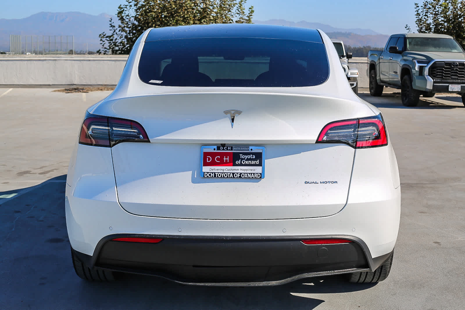 Used 2022 Tesla Model Y Long Range AWD/4WD image 6