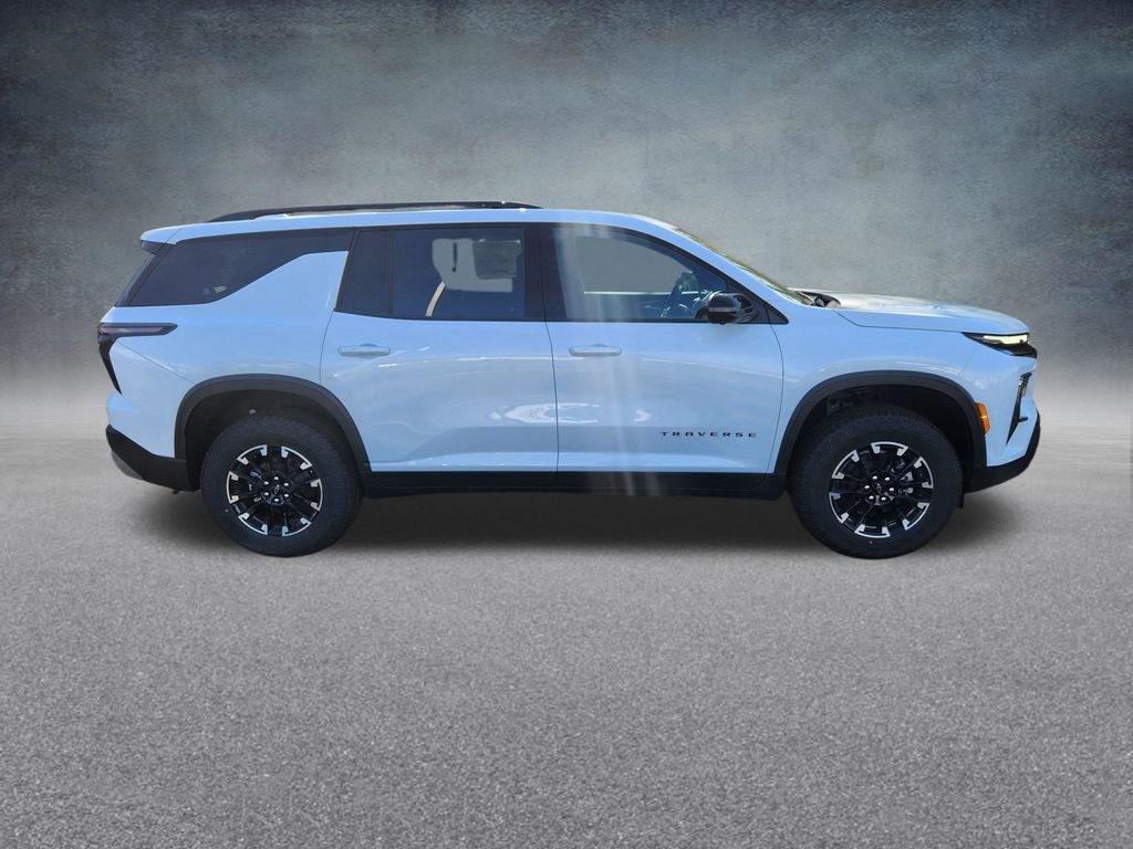New 2026 Chevrolet Traverse Z71 w/ Driver Confidence Package image 4