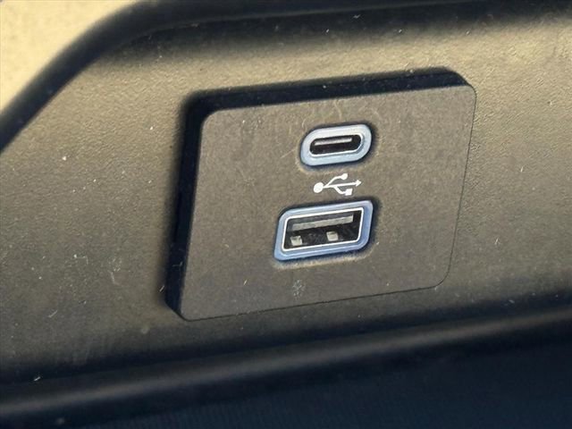 Used 2023 Ford F150 XLT image 18