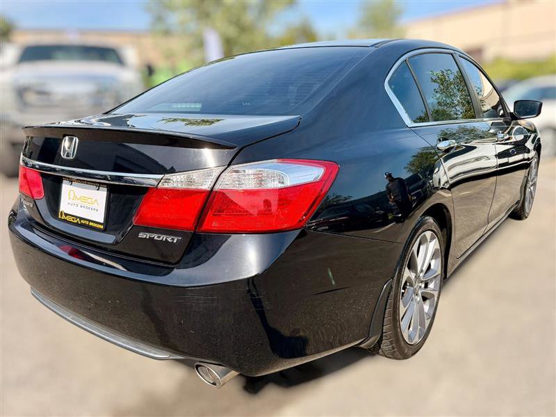 Used 2013 Honda Accord Sport image 4