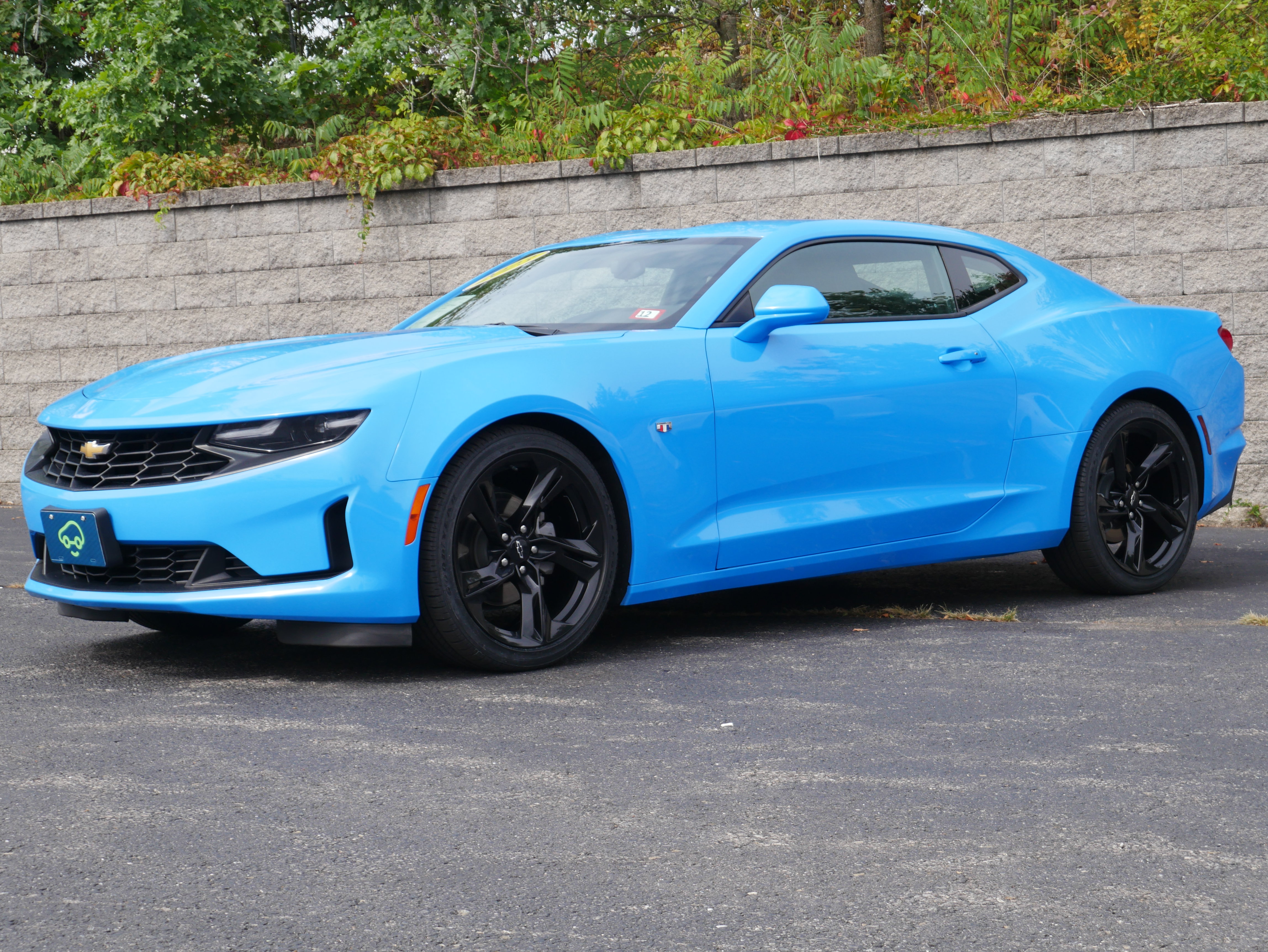 Used 2023 Chevrolet Camaro LT RWD image 1